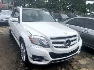 Mercedes-Benz GLK-Class 350 4MATIC 2014 White