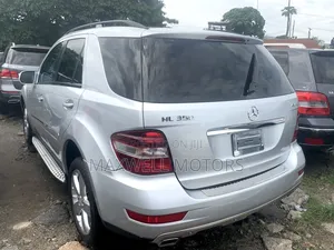 Mercedes-Benz M Class 2010 Silver