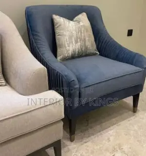 2singles Accent Sofa Can Be Made in Colors of Your Choice