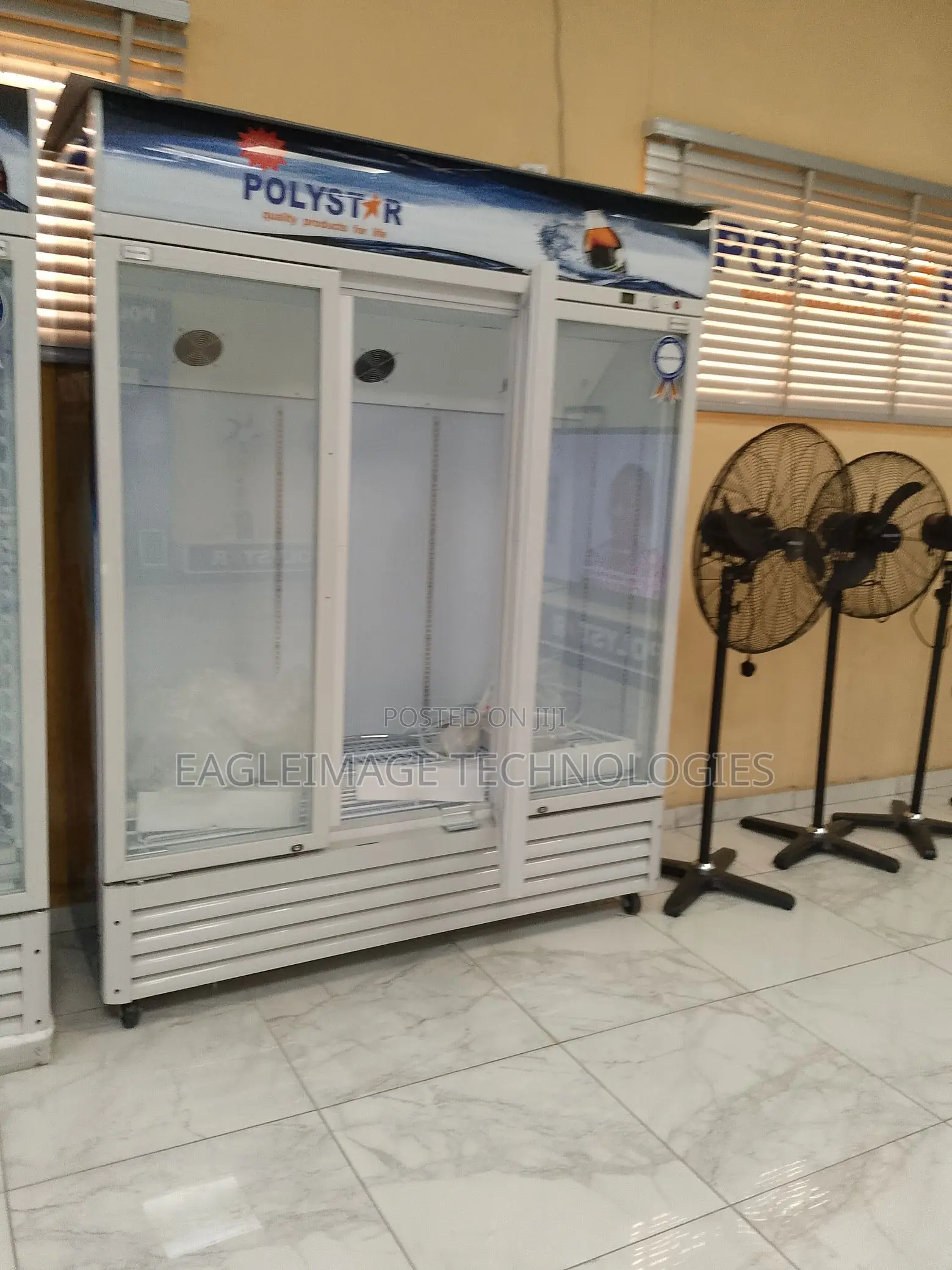 Spacious Polystar 3-Door Display Refrigerator –Pv-Sc1275dd3l