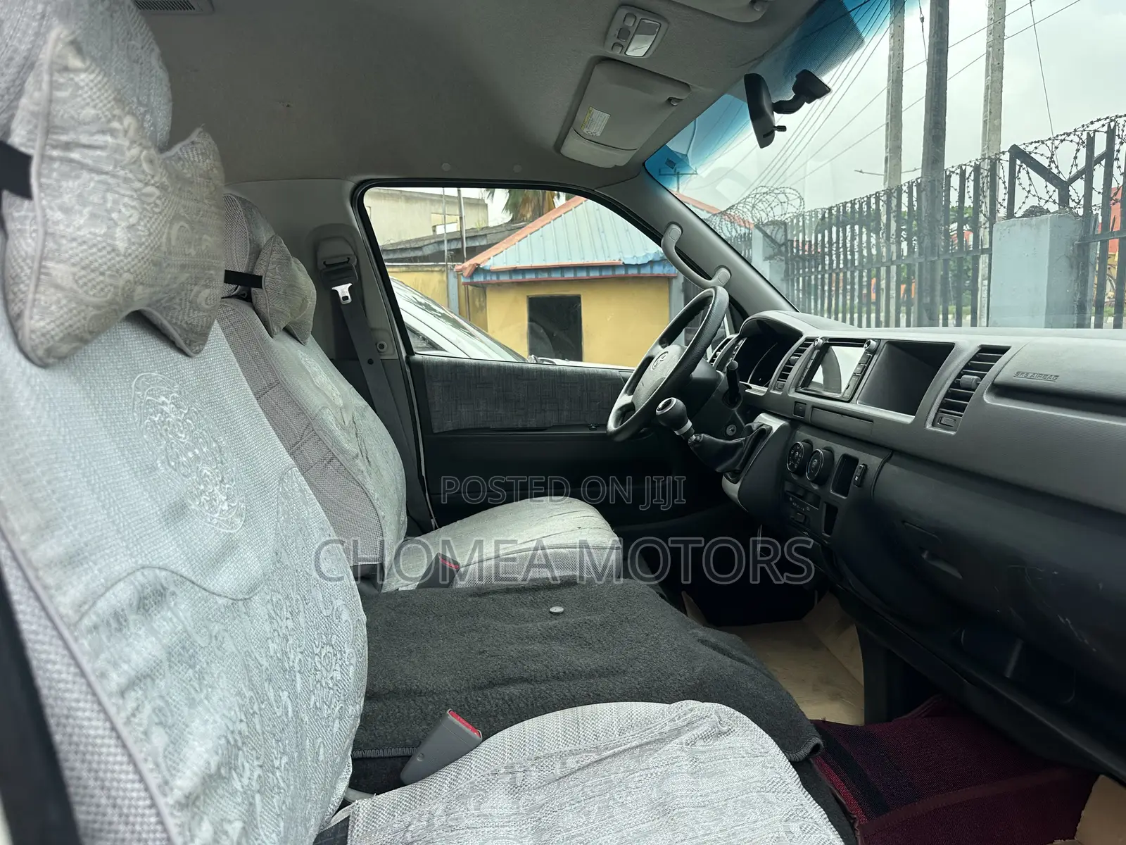 Toyota Grand HiAce 2018