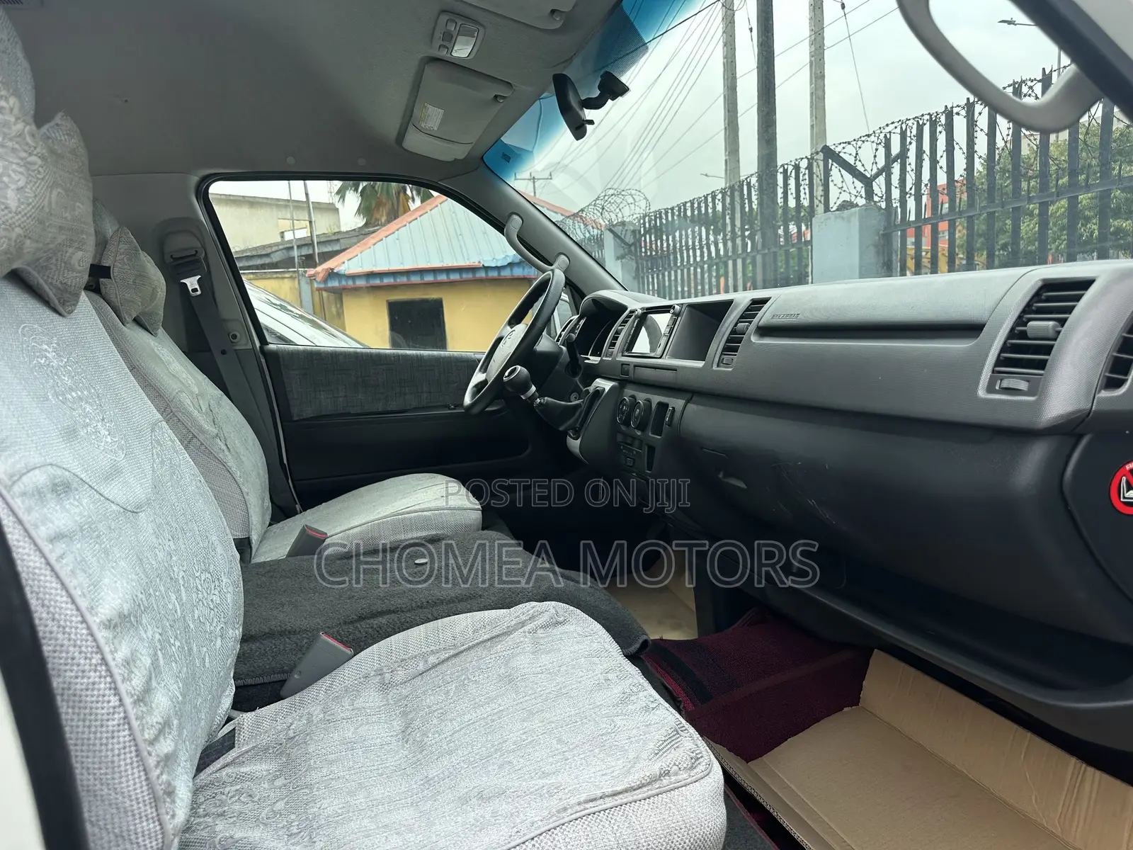 Toyota Grand HiAce 2018