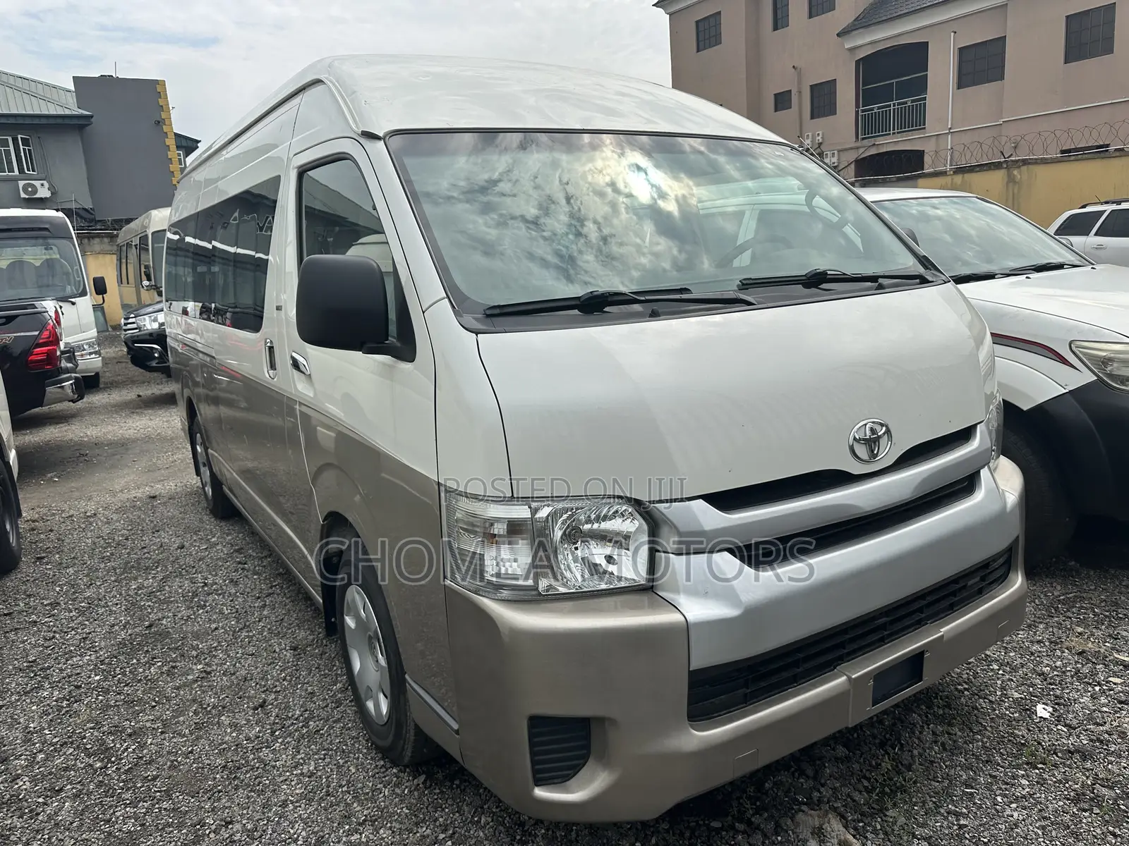 Toyota Grand HiAce 2018