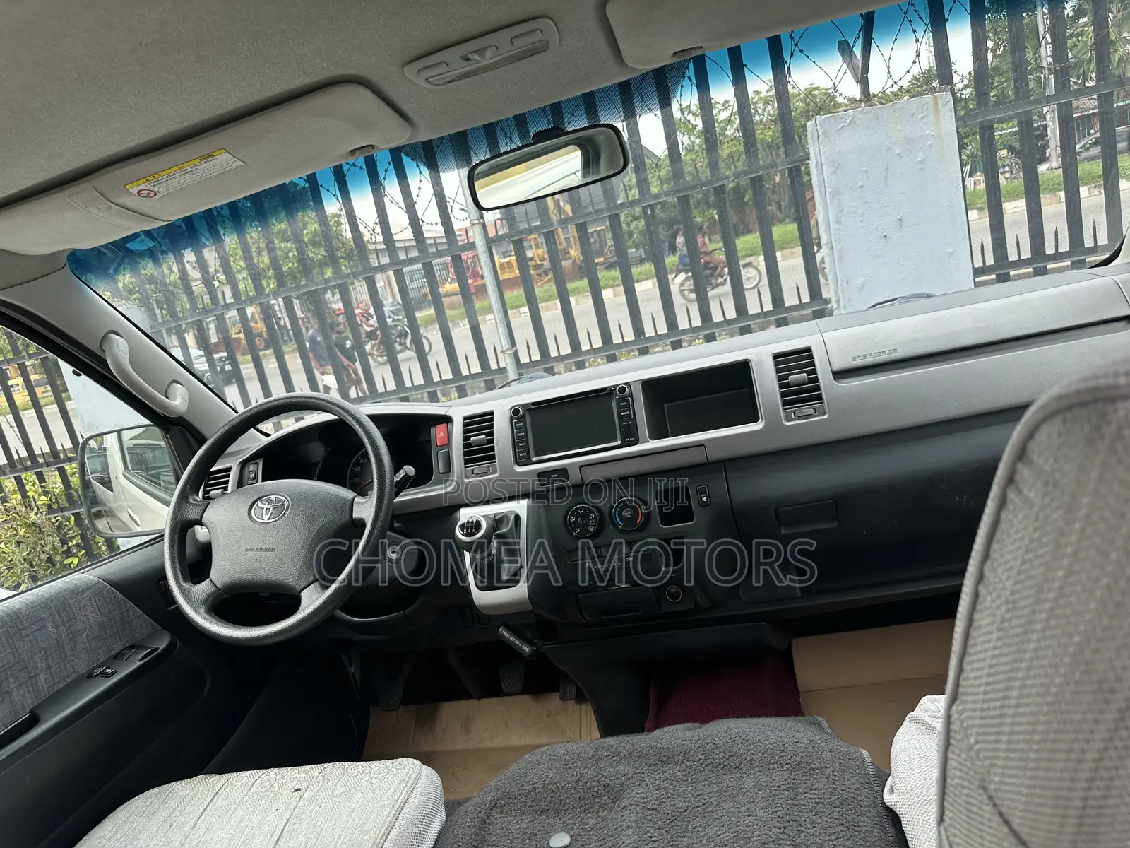 Toyota Grand HiAce 2018