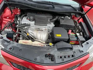 Toyota Camry SE 4dr Sedan (2.5L 4cyl 6A) 2012 Red