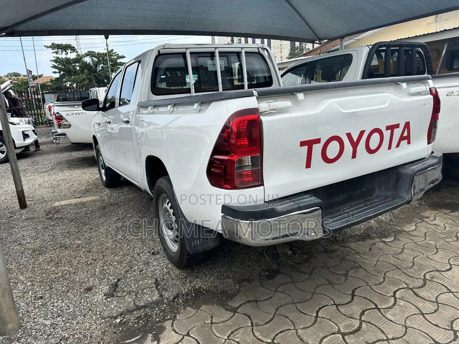 Toyota Hilux 2019 White