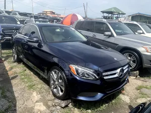 Mercedes-Benz C300 Luxury 4Matic Sedan AWD (2.0L 4cyl 7A) 2016 Blue