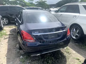 Mercedes-Benz C300 Luxury 4Matic Sedan AWD (2.0L 4cyl 7A) 2016 Blue