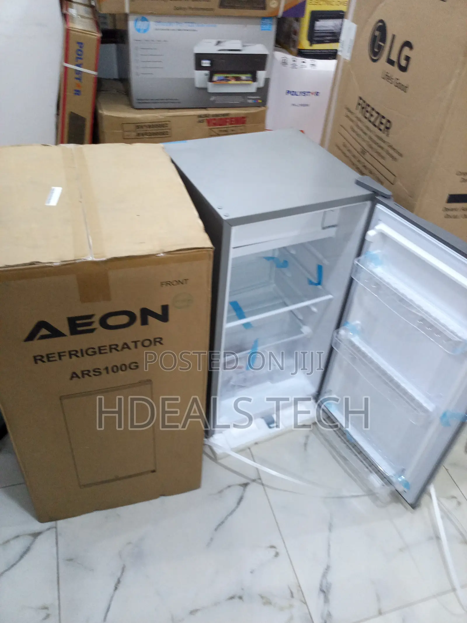 Aeon Single Door Fridge 90l – Space-Saving Design