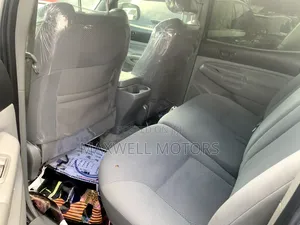 Toyota Tacoma Access Cab 2010 Silver