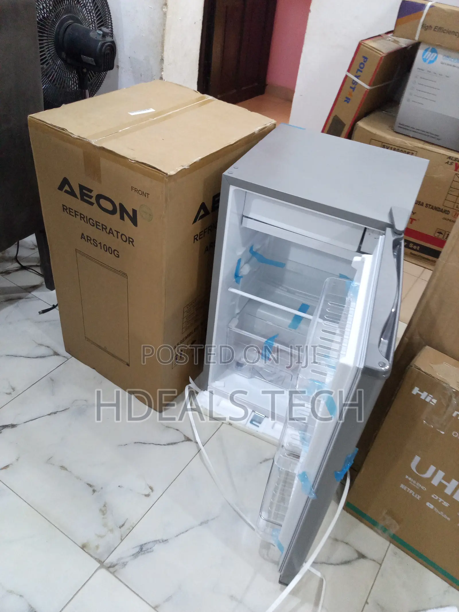 Aeon 90l Refrigerator With Manual Defrost System