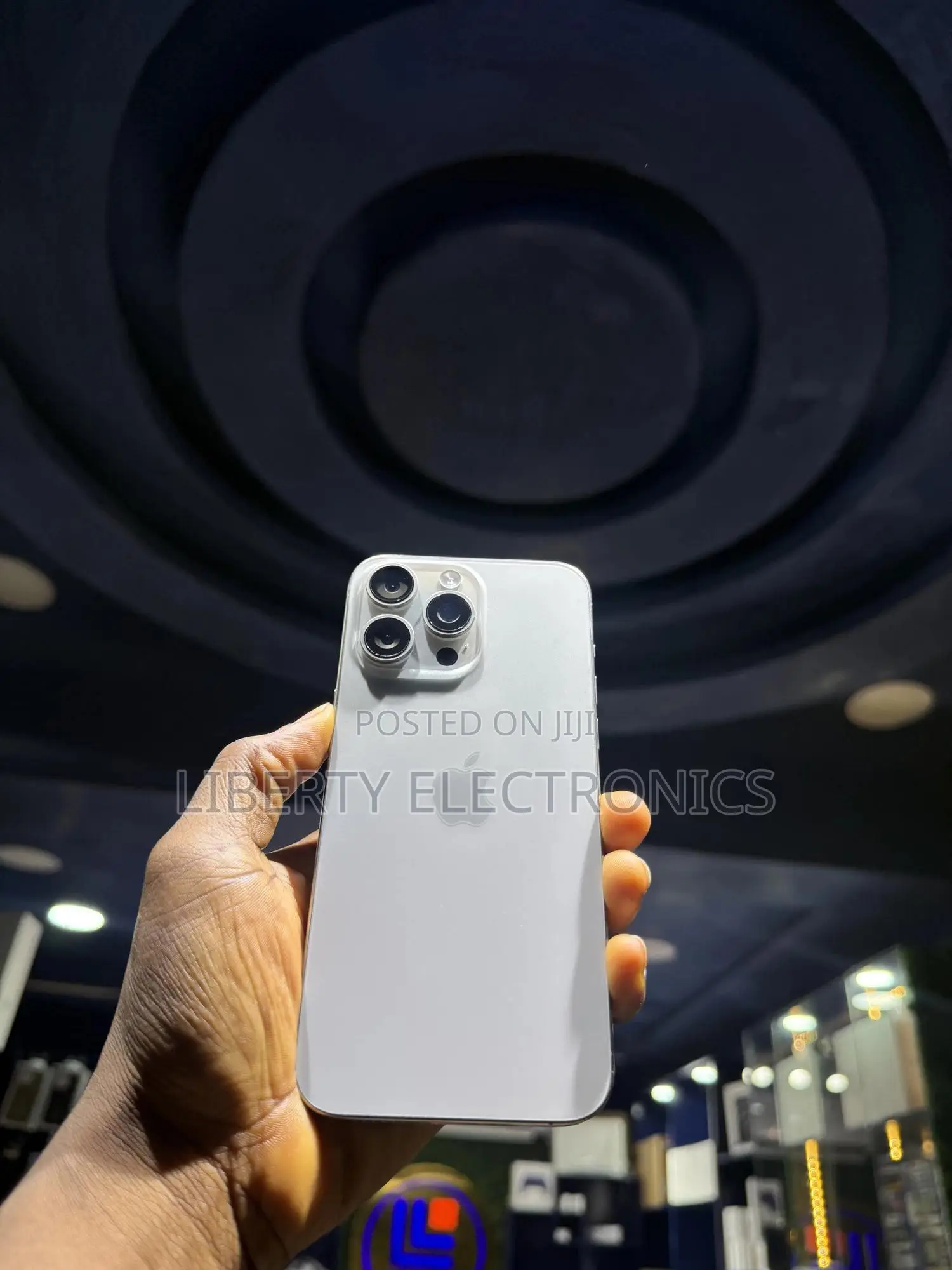 Apple iPhone 15 Pro Max 256 GB