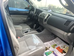 Toyota Tacoma Access Cab 2010 Blue