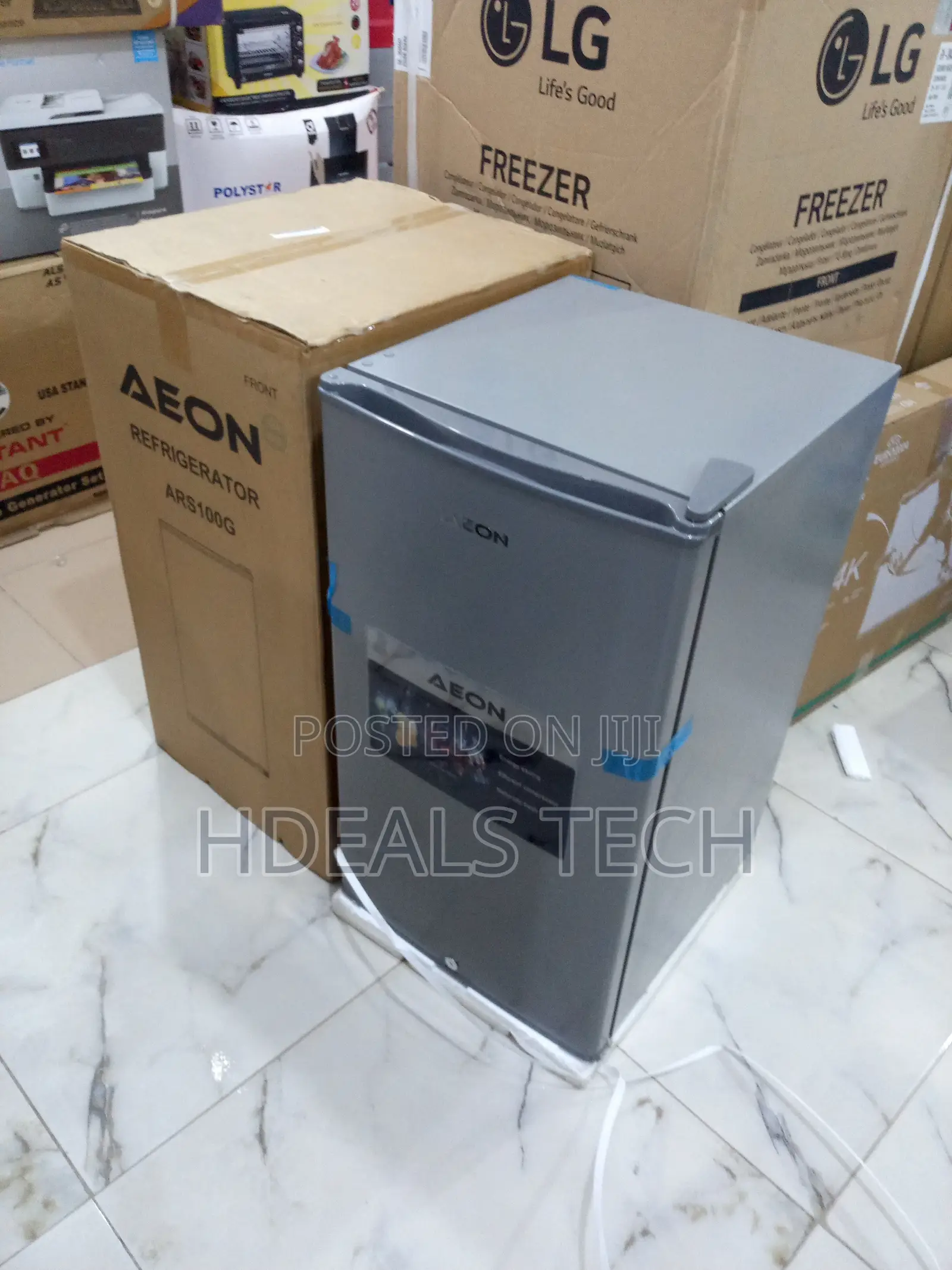 Aeon Ars100g Mini Refrigerator for Personal Use