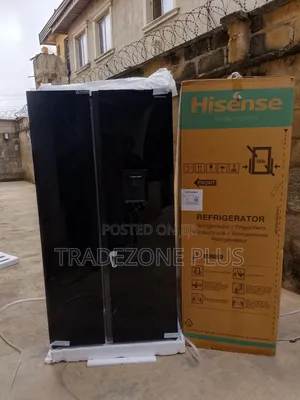 Newly Designed Glassed Door 529l Refrigerator With Dispenser