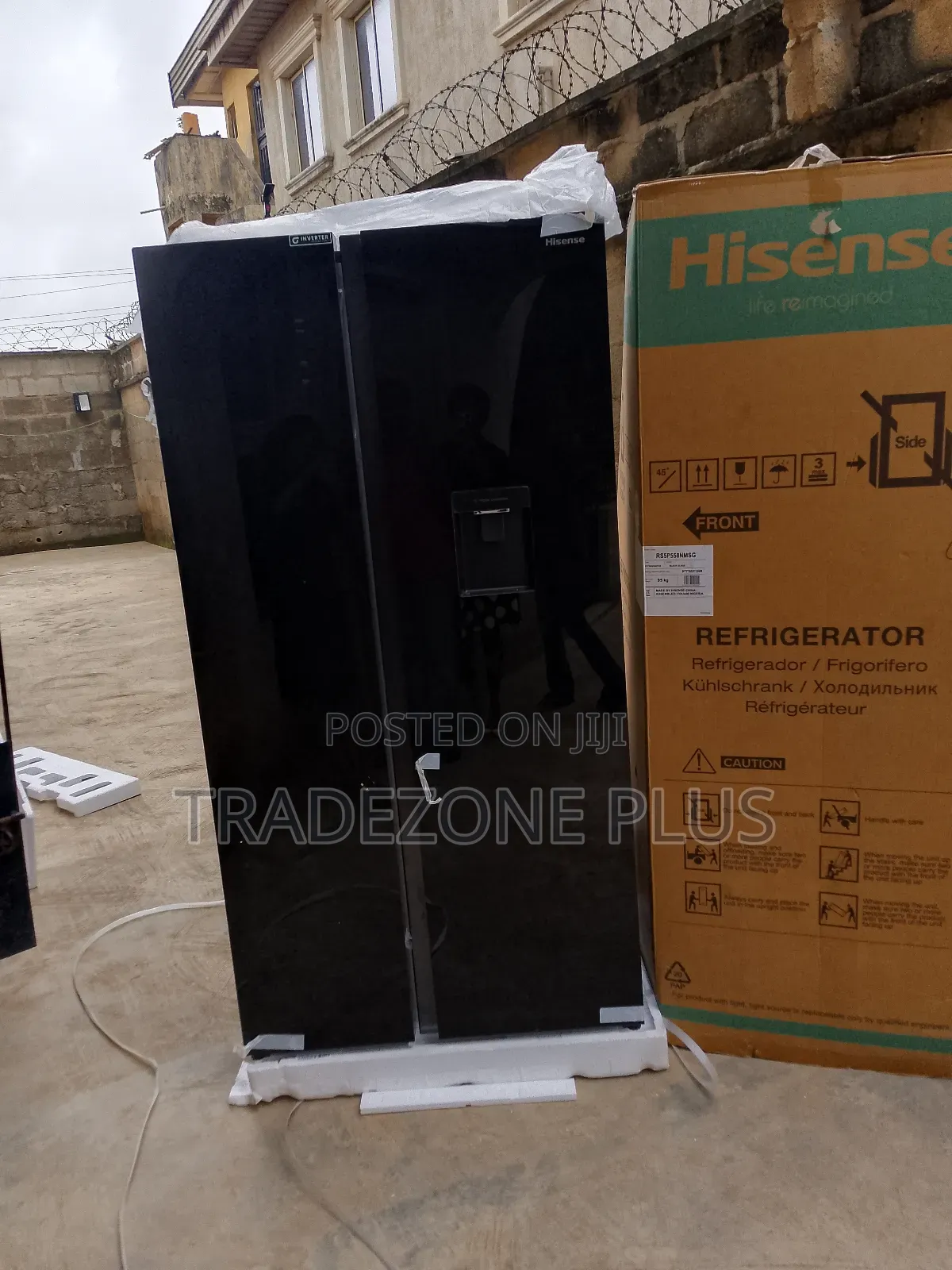 Inverter 558w Hisense Side-by-Side Refrigerator