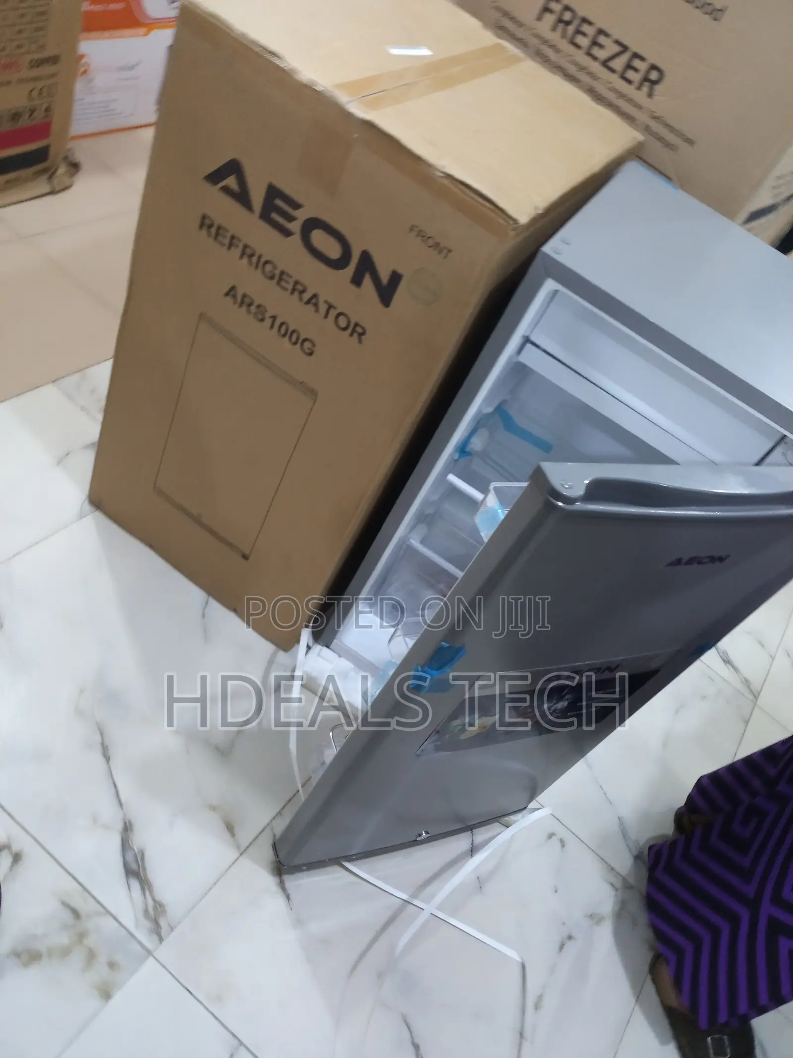 Aeon 90l Single Door Mini Fridge for Small Kitchens