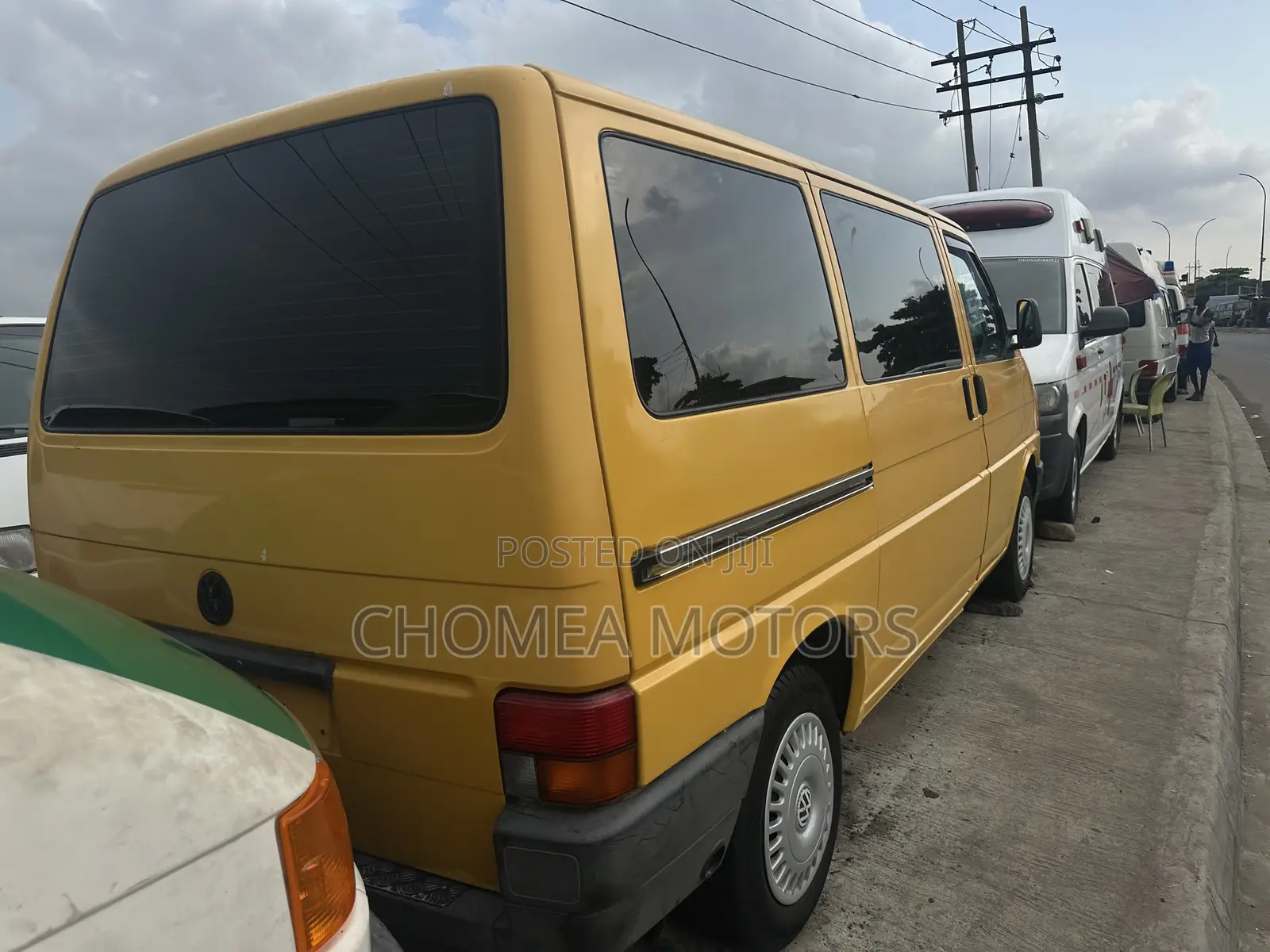 Volkswagen Transporter 2005 Yellow
