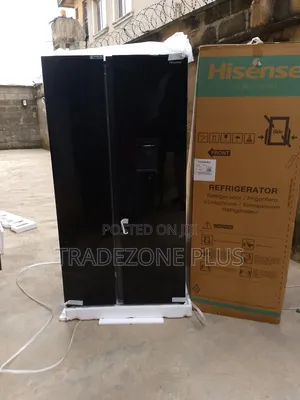 Hisense Side by Side Refrigerator With Adjustable Leg Design
