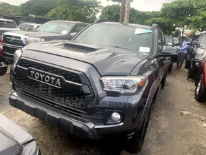 Toyota Tacoma Limited 2018 Black