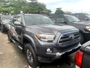 Toyota Tacoma TRD Off Road 2018 Black