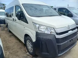 Photo - Toyota HiAce 2021 White