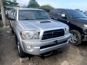 Toyota Tacoma Double Cab V6 Automatic 2010 Silver
