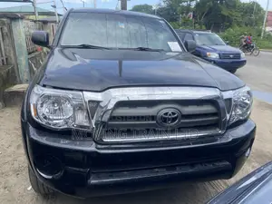 Toyota Tacoma 2010 Black