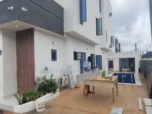 Furnished 5bdrm Duplex in Egbeda Lagos for sale