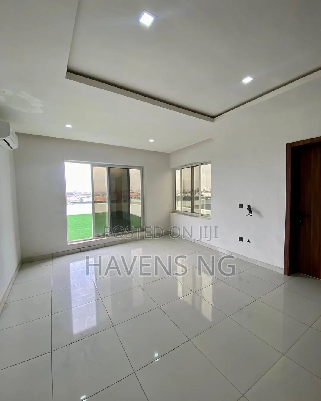 4bdrm Apartment In Ikate For Sale