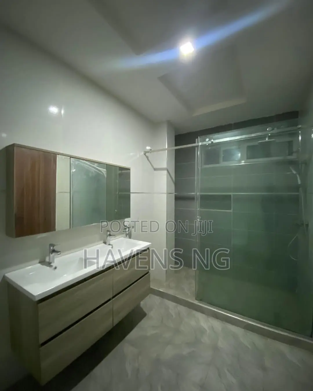 4bdrm Apartment In Ikate For Sale