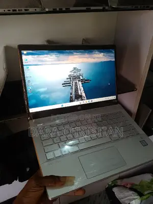 New Laptop HP Pavilion 10 4GB Intel Core I3 SSD 256GB