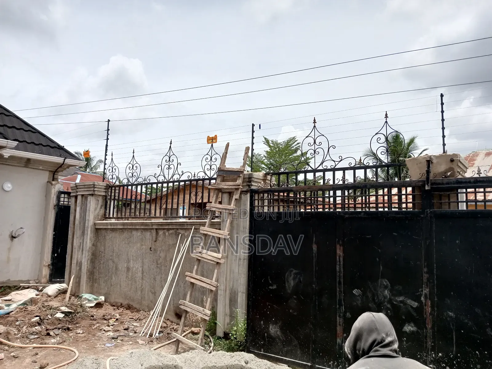Solar Powered Electric Fence