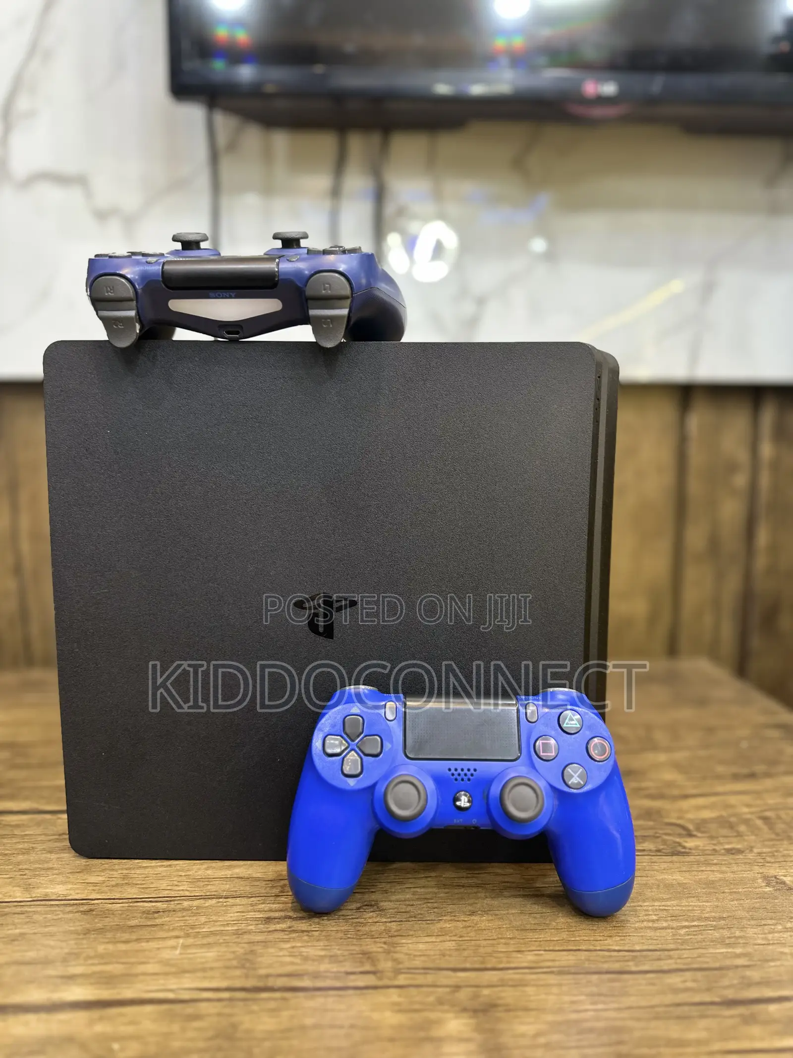 Playstation 4 Slim