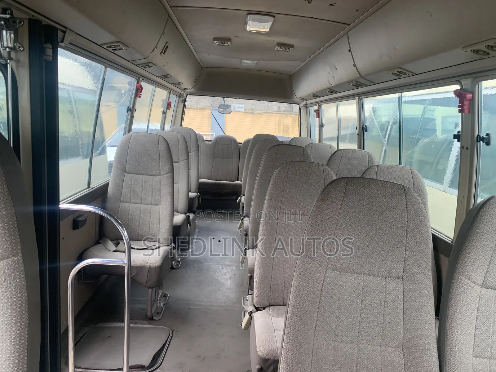 Toyota Coaster 2018