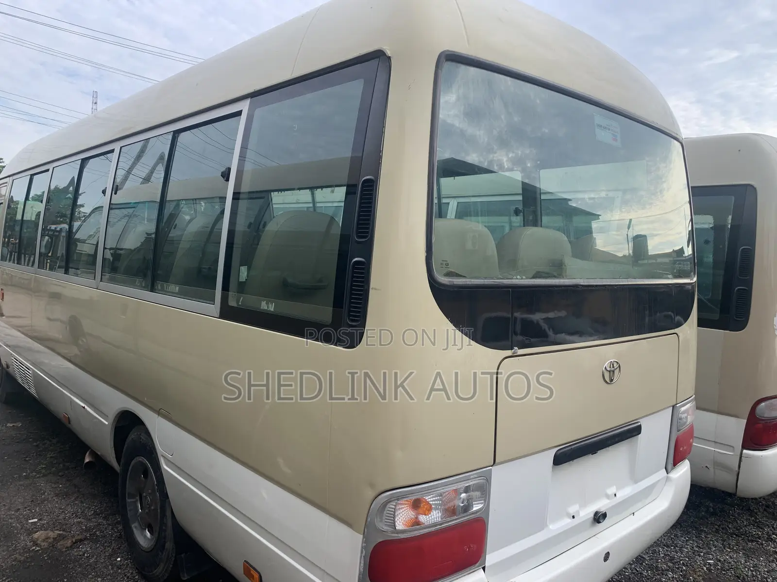 Toyota Coaster 2018