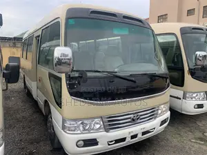 Toyota Coaster 2018