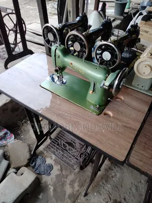 Colored Head Sewing Machine