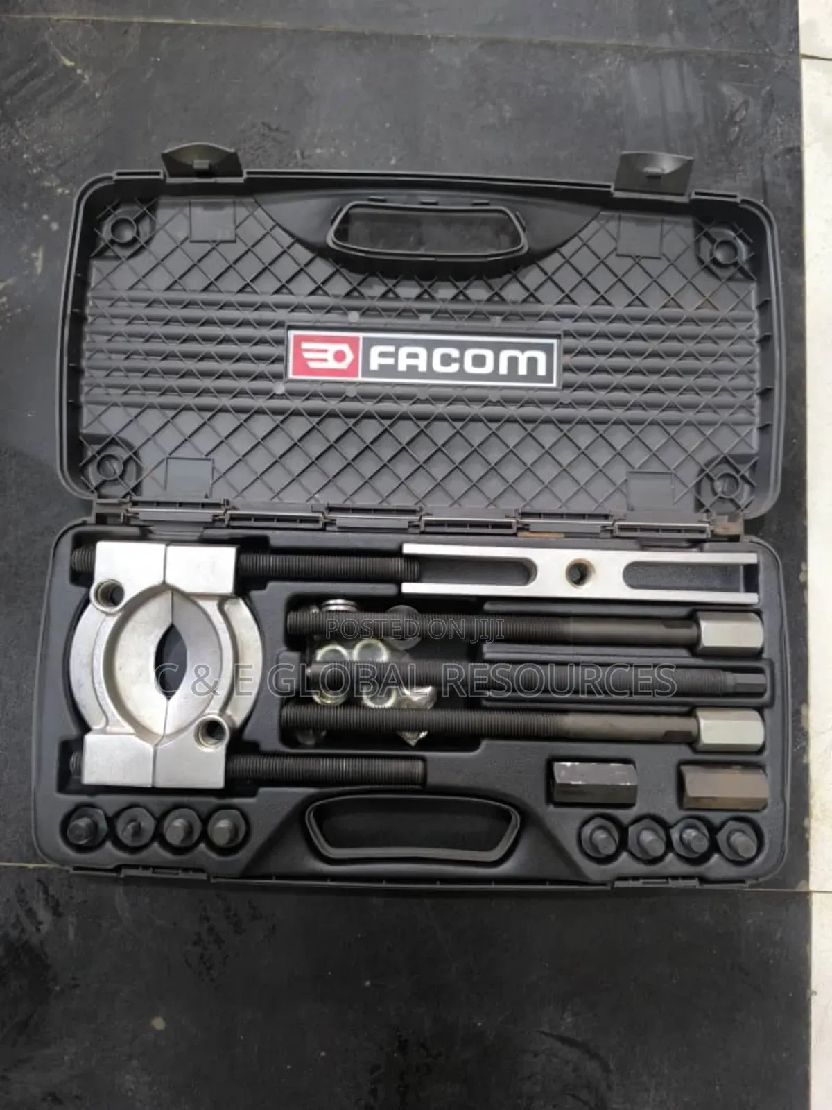 Facom Bearing Puller Set