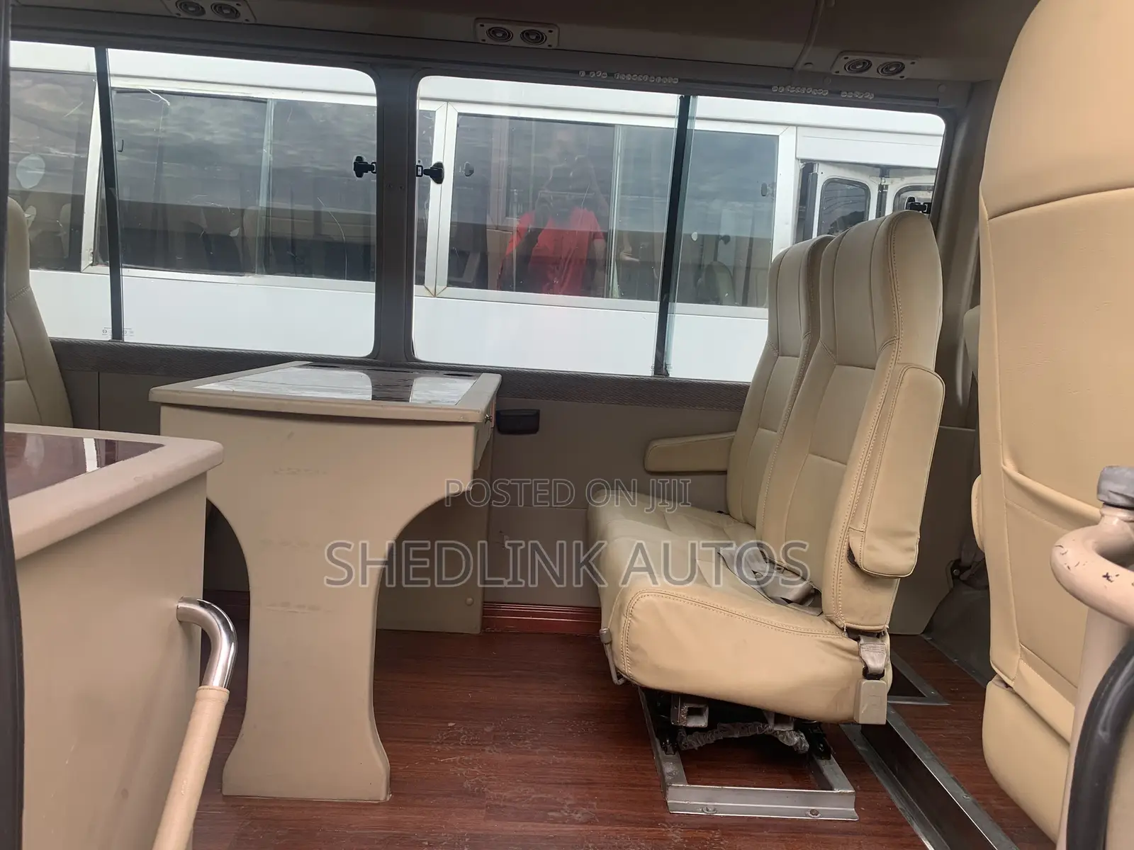 Toyota Coaster 2018