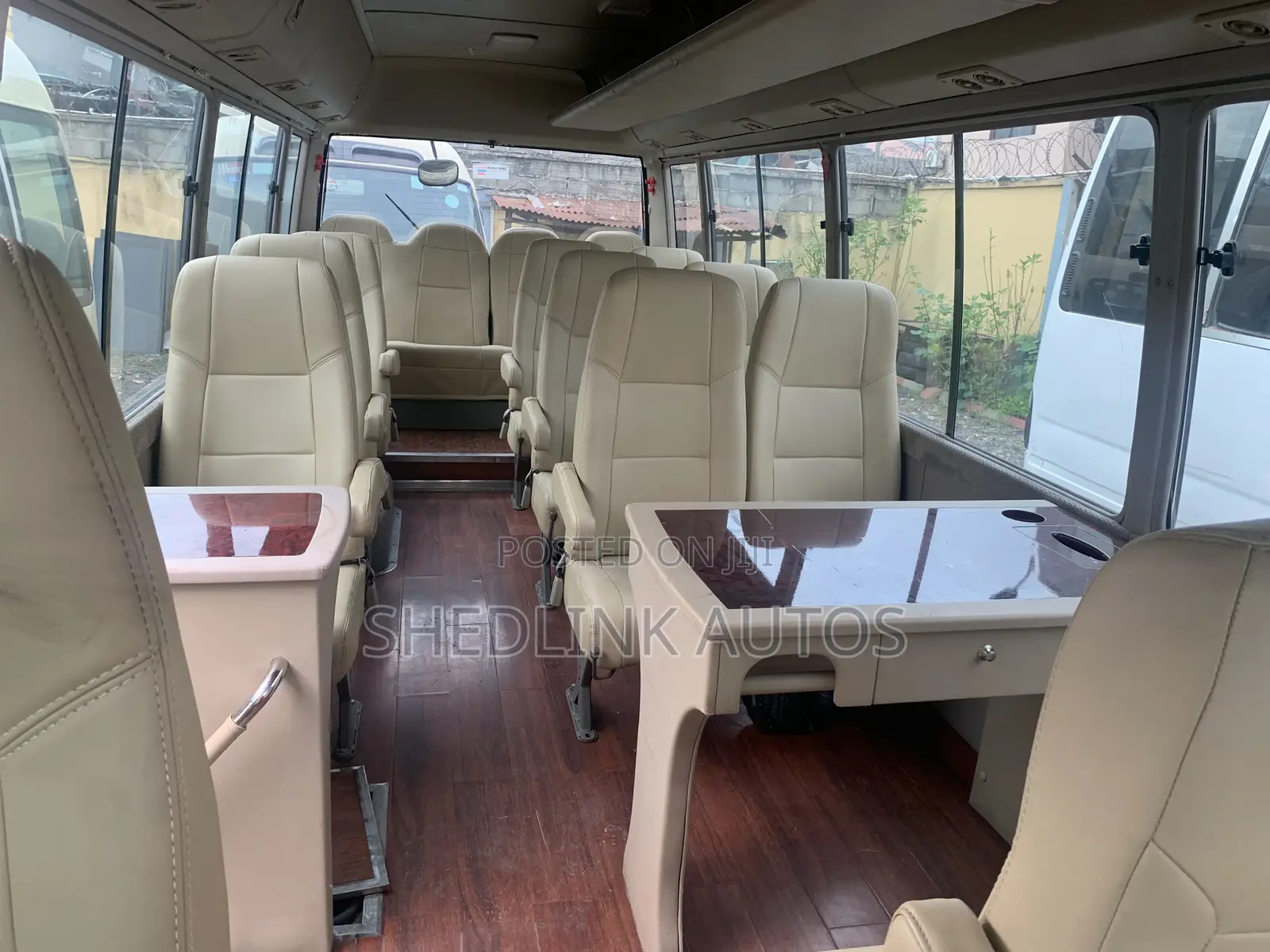 Toyota Coaster 2018