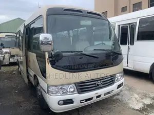 Toyota Coaster 2018