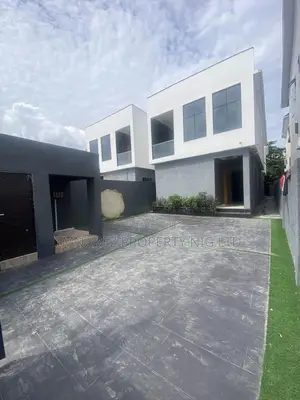 5bdrm Duplex in Ologolo, Lekki for sale