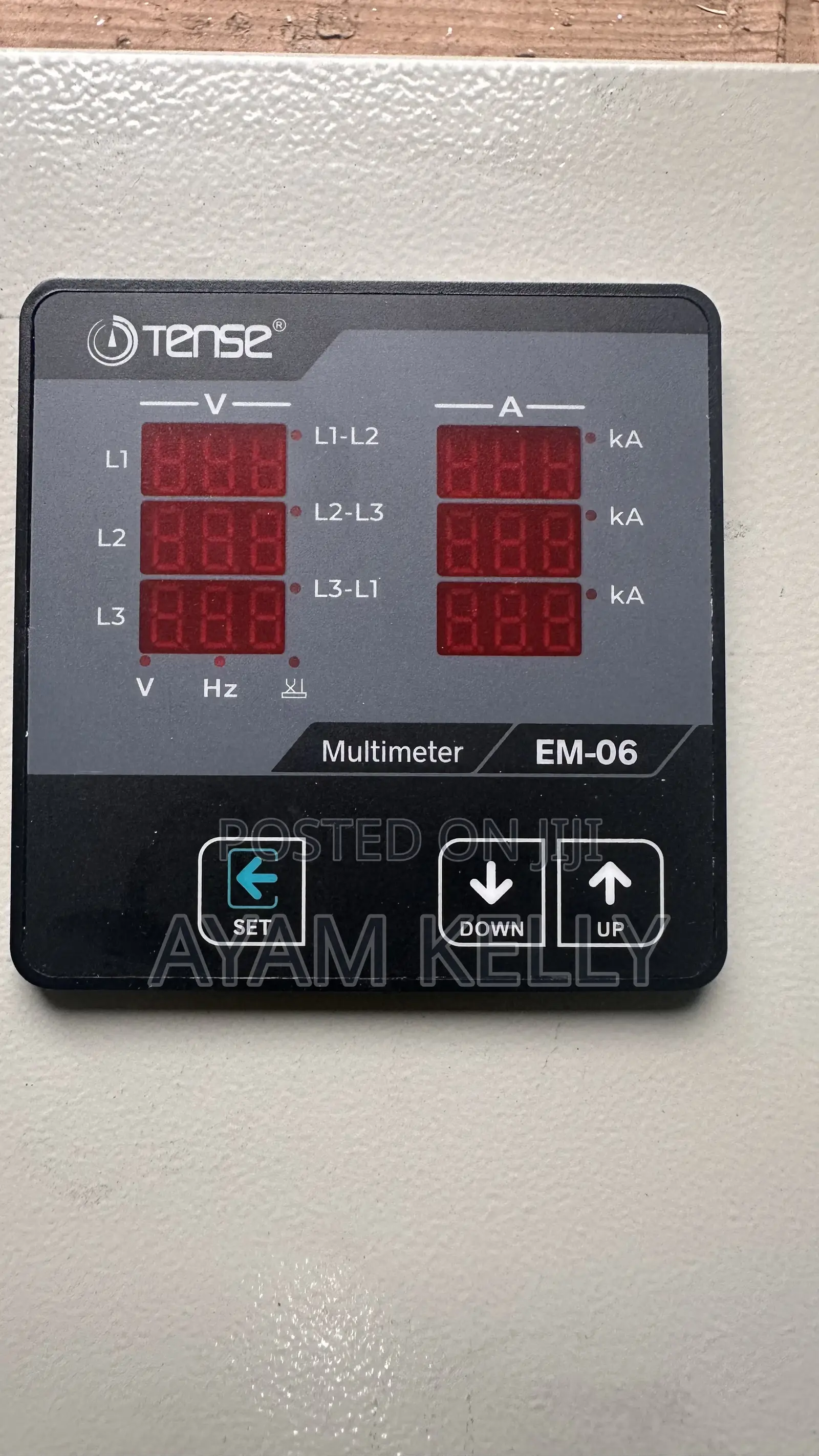 Digital Multi Meter(Tense)
