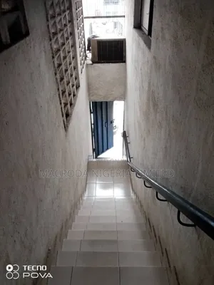 3bdrm Block of Flats in Ikeja for rent