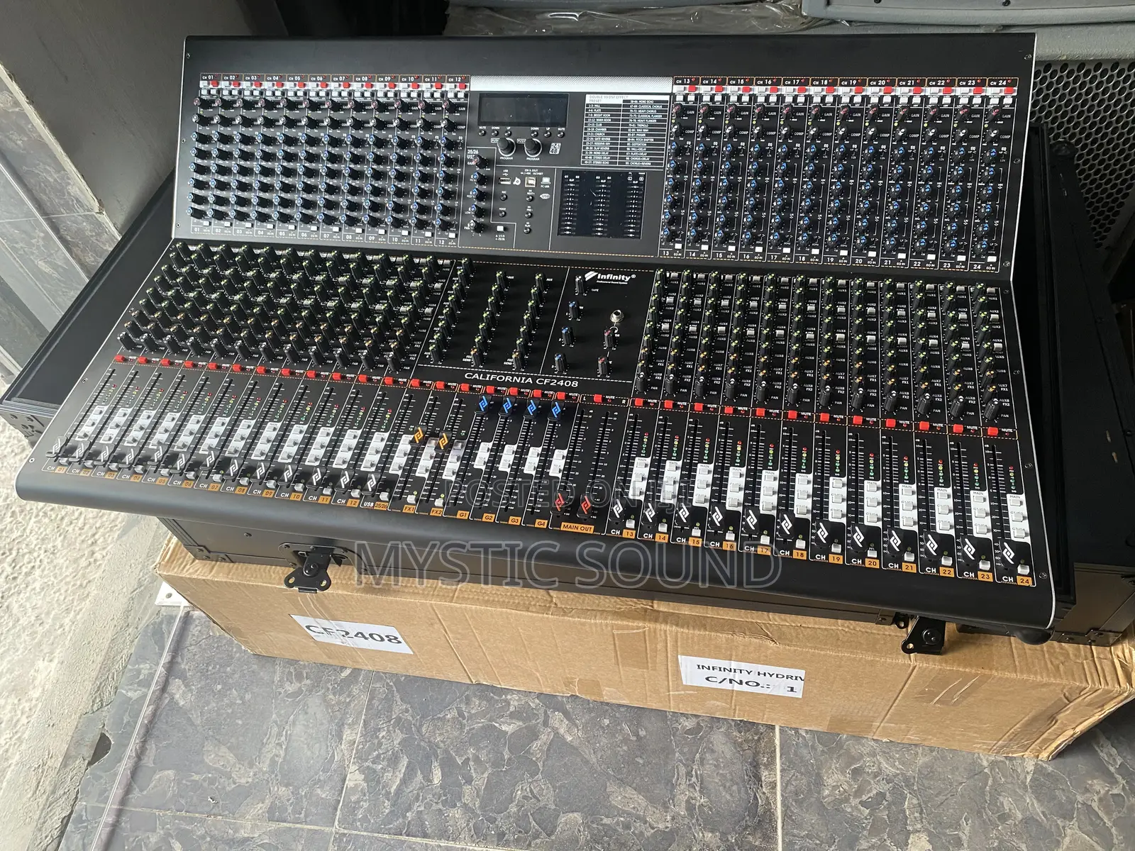 Infinity Cf24 Channels Mixer by 8aux