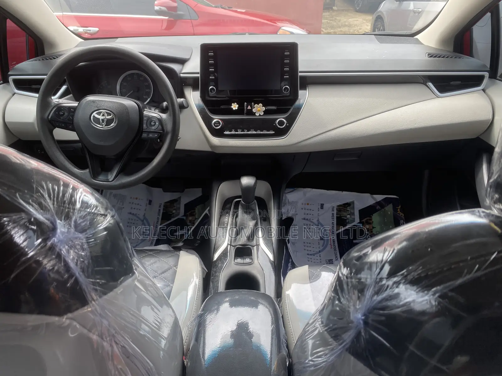 Toyota Corolla LE 2021 Red