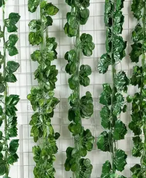 Green Garland Flower