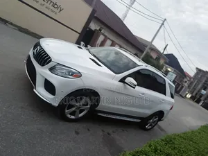 Mercedes-Benz GLE-Class 2016 White