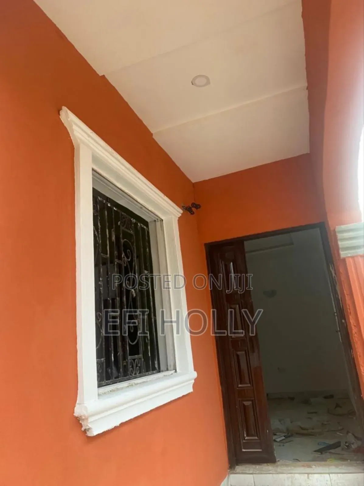 Ibadan Painter and Screeder